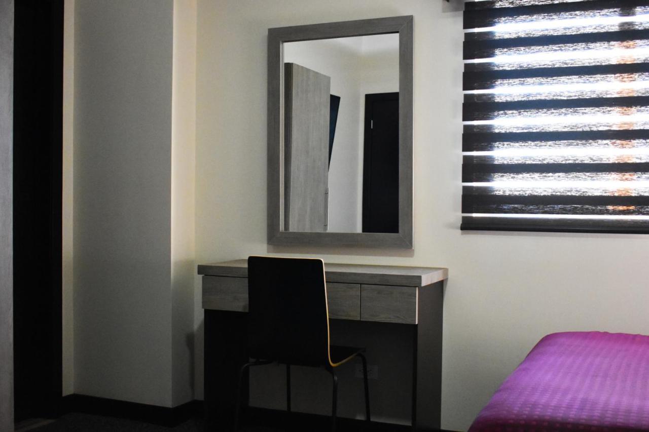 Hotel Jatay Tijuana Bagian luar foto
